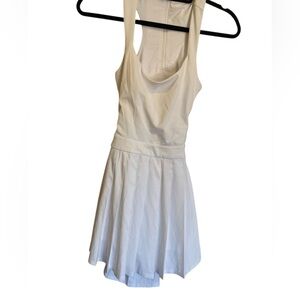 NWT Vuori set dress WHITE Size: XS